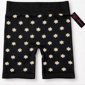 No Boundaries S Small Black Daisy High Waist Shorts